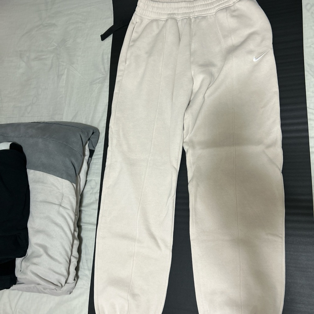 Nike never worn sweats